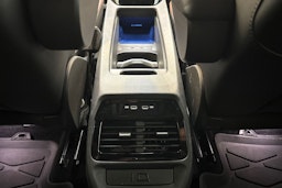 valkoinen Volkswagen ID.4 2021 kuva 15.