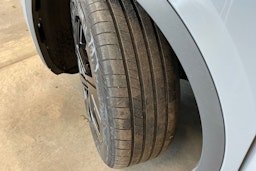 harmaa Volkswagen ID.4 2021 kuva 13.