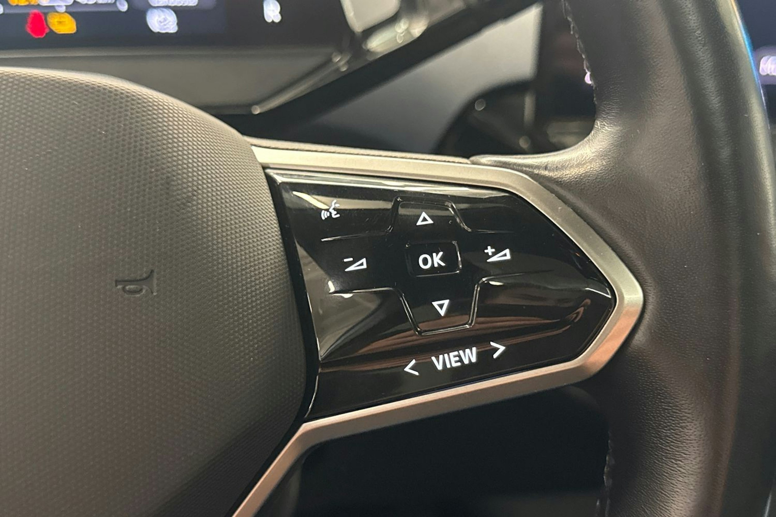 hopea Volkswagen ID.4 2022 kuva 16.