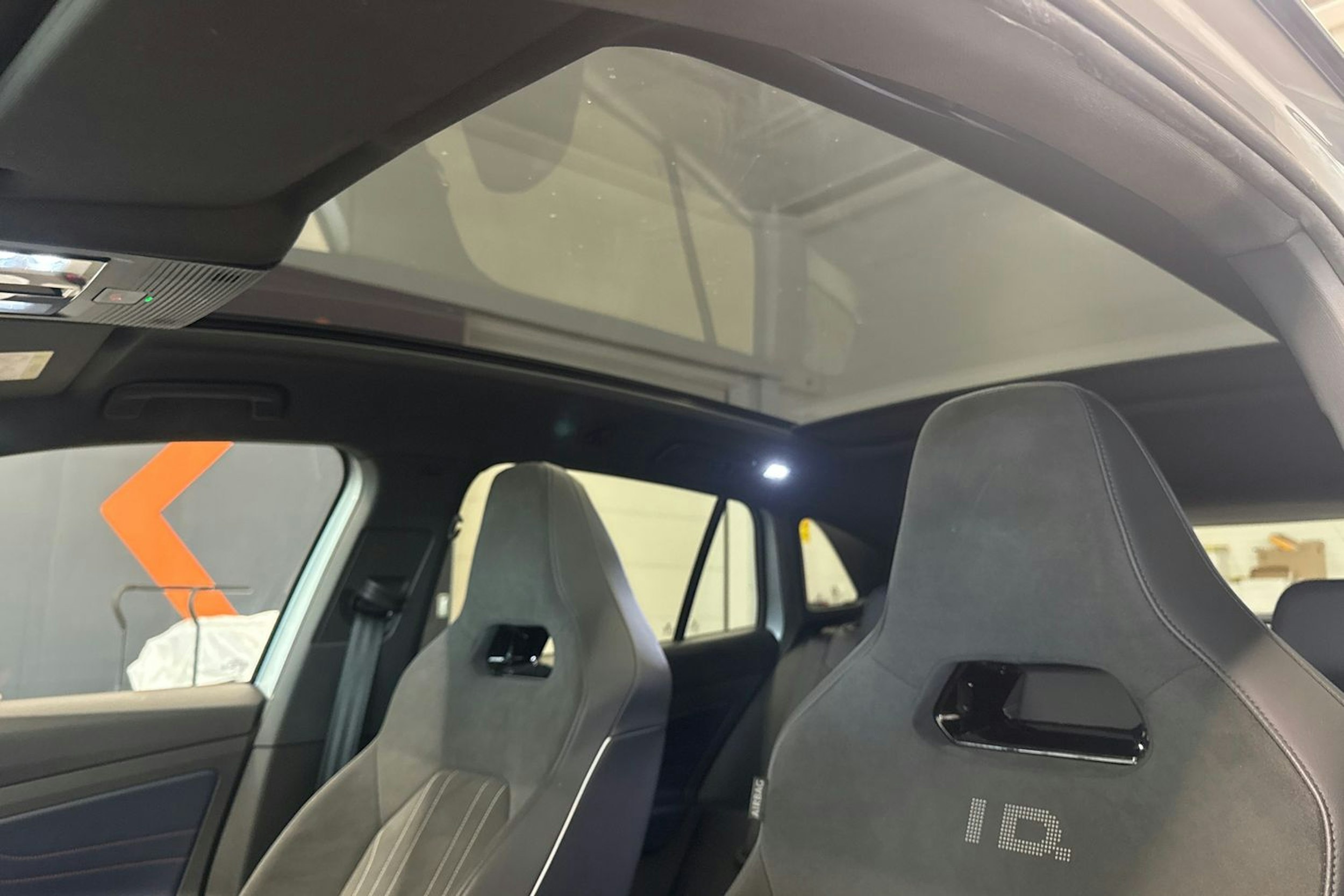 hopea Volkswagen ID.4 2022 kuva 29.