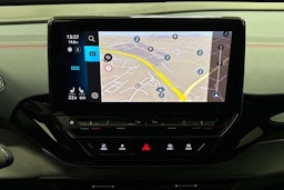 valkoinen Volkswagen ID.4 2021 kuva 15.