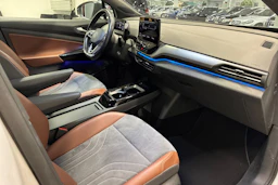 Valkoinen Volkswagen ID.4 2021 kuva 25.