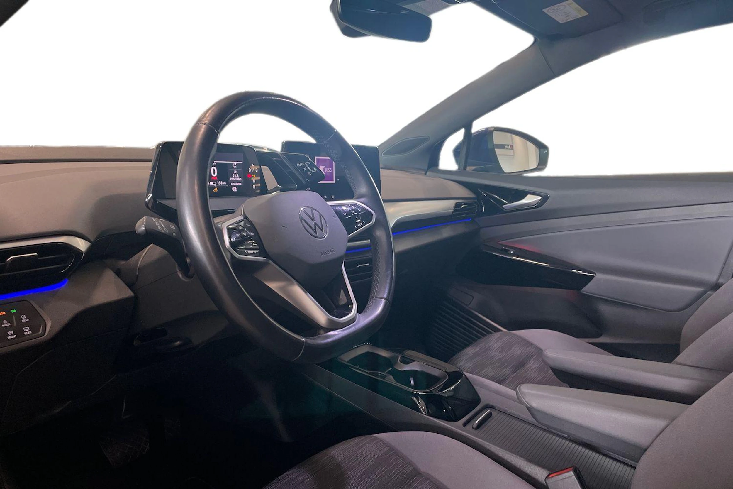 sininen Volkswagen ID.4 2021 kuva 6.