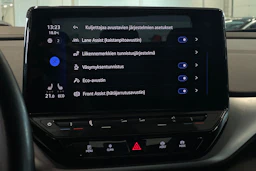 sininen Volkswagen ID.4 2021 kuva 23.