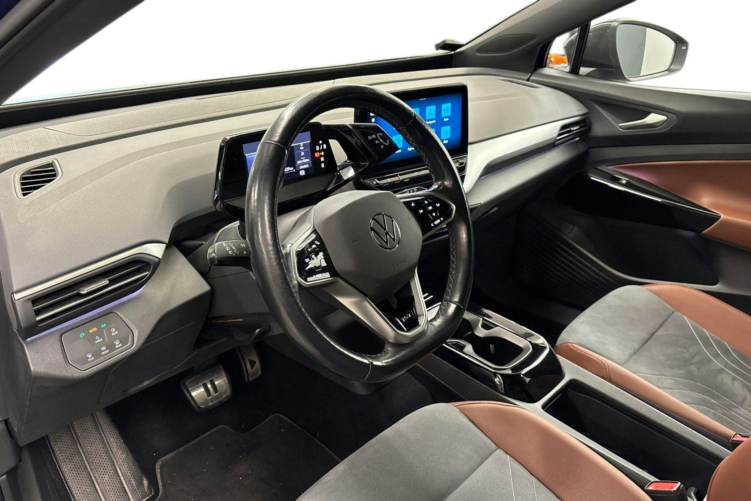 sininen Volkswagen ID.4 2021 kuva 3.