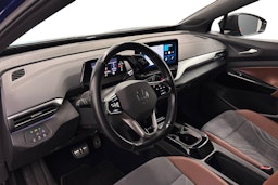 sininen Volkswagen ID.4 2021 kuva 7.