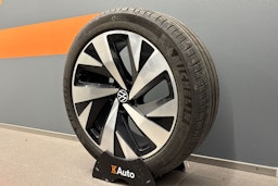 sininen Volkswagen ID.4 2021 kuva 13.