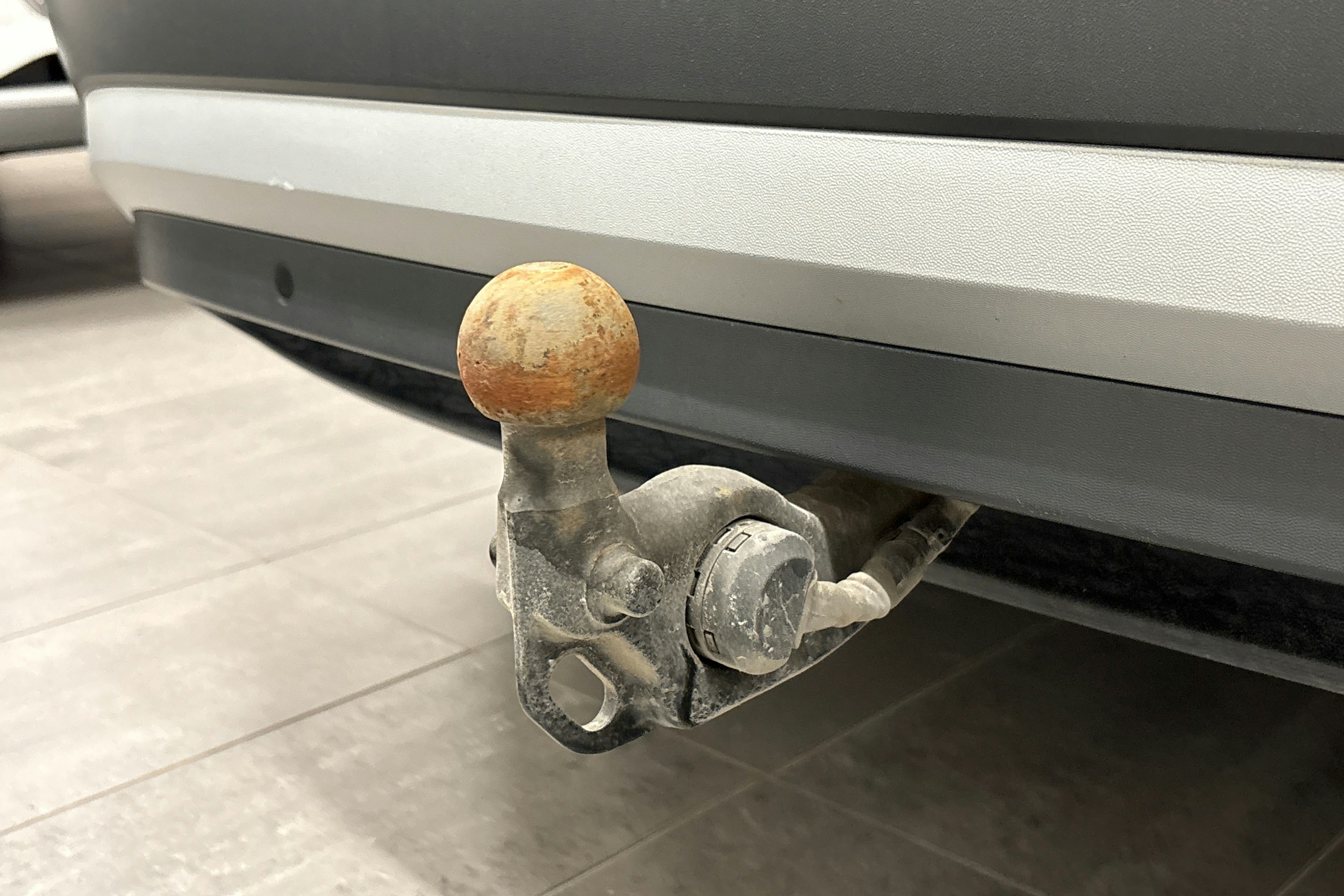 punainen Volkswagen ID.4 2021 kuva 18.