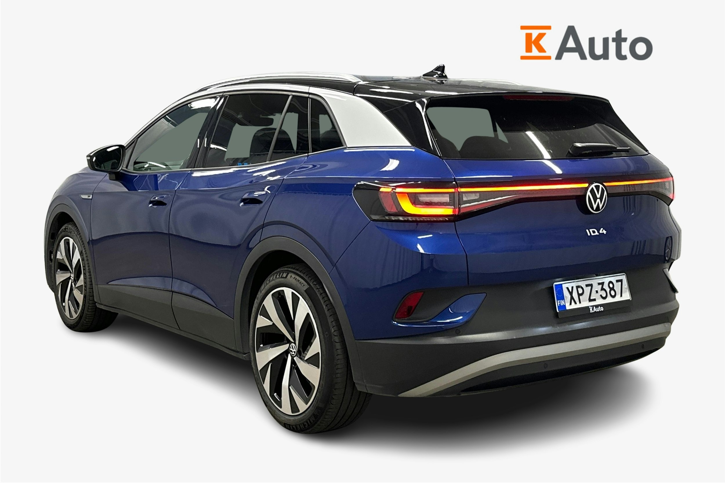 sininen Volkswagen ID.4 2021 kuva 2.