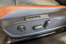 harmaa Volkswagen ID.4 2021 kuva 19.