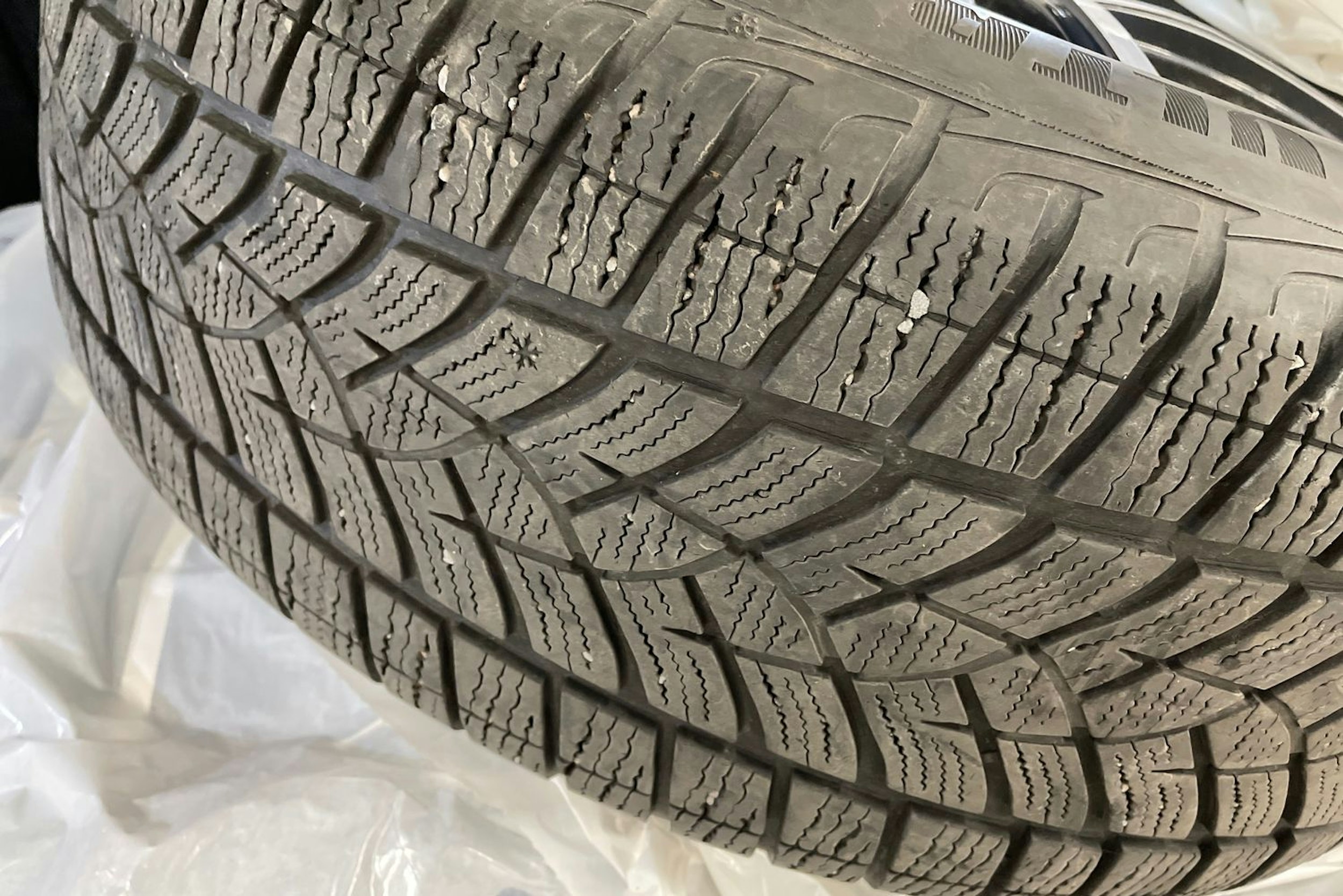 harmaa Volkswagen ID.4 2021 kuva 15.