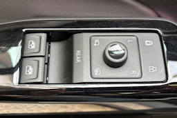 harmaa Volkswagen ID.4 2021 kuva 17.