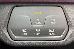harmaa Volkswagen ID.4 2021 kuva 18.