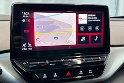 valkoinen Volkswagen ID.4 2021 kuva 25.