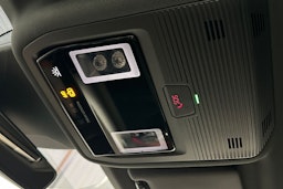 valkoinen Volkswagen ID.4 2021 kuva 32.