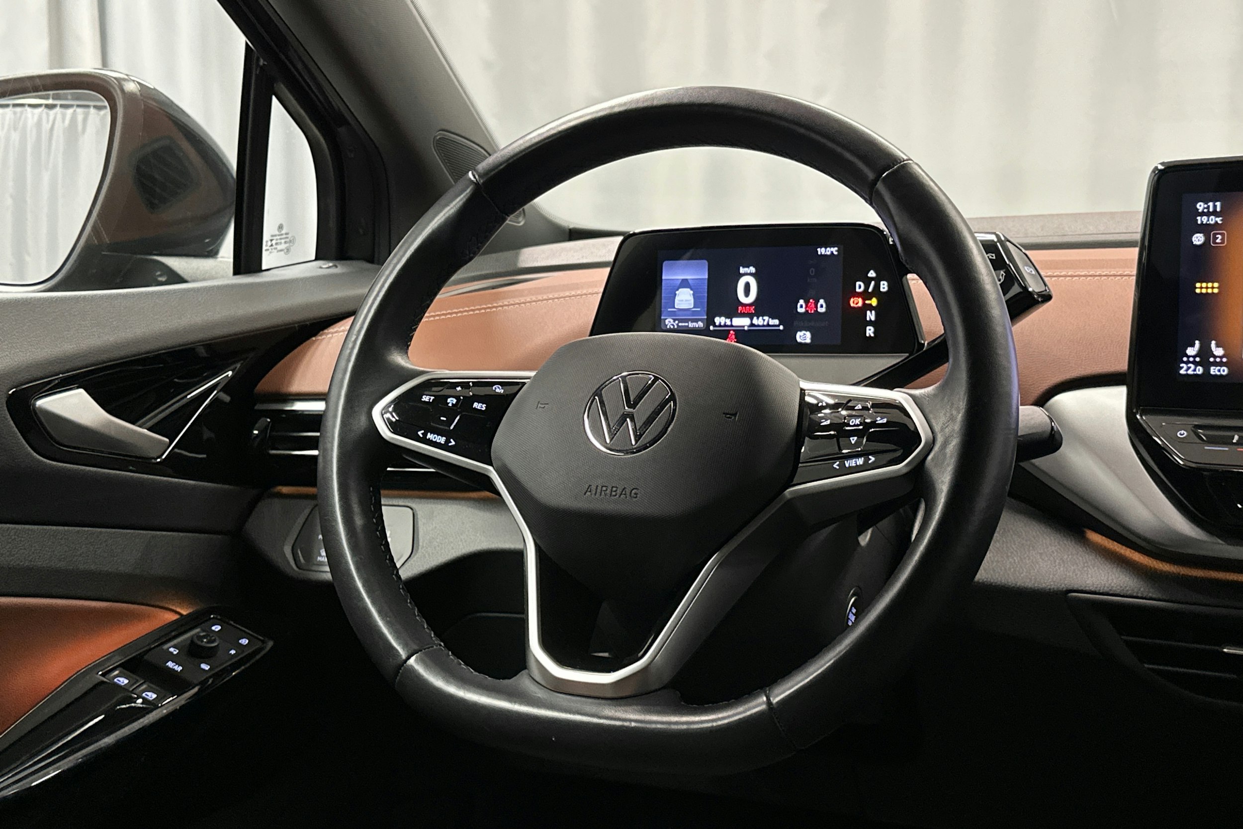 harmaa Volkswagen ID.4 2021 kuva 14.
