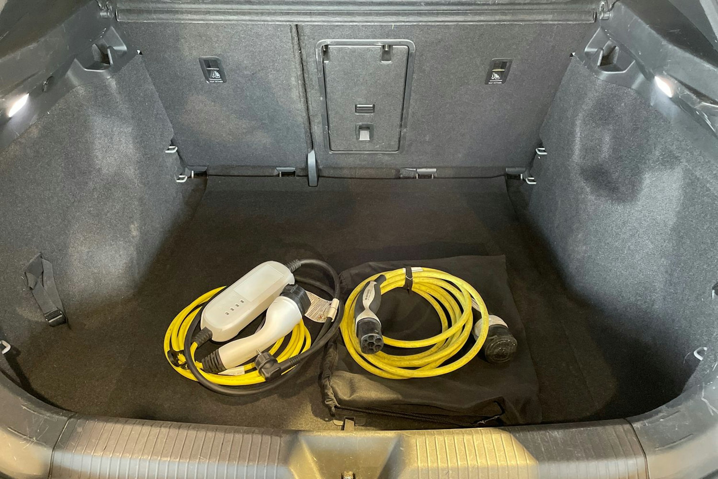 harmaa Volkswagen ID.4 2021 kuva 15.