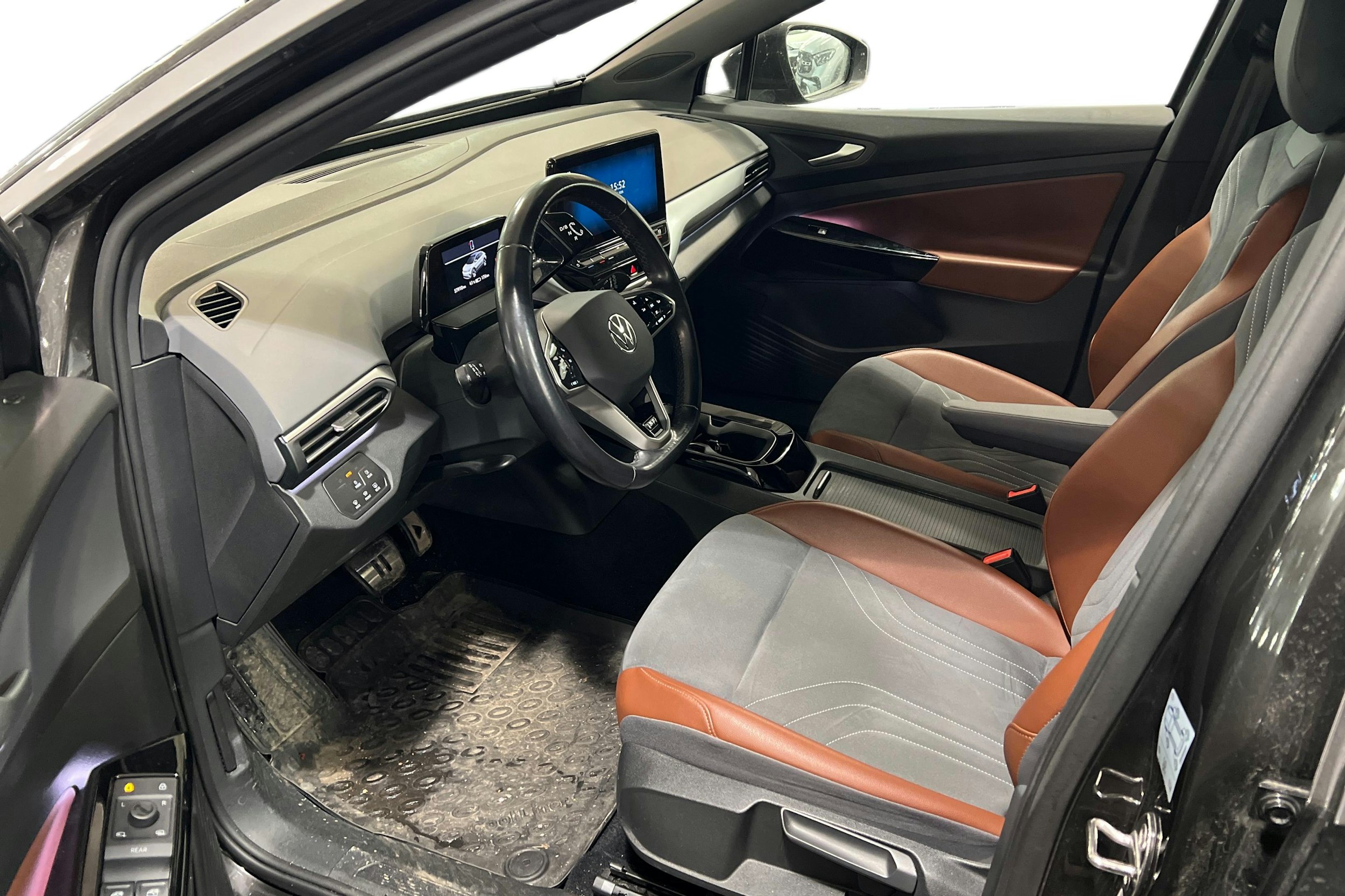 harmaa Volkswagen ID.4 2021 kuva 3.