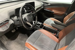 Valkoinen Volkswagen ID.4 2021 kuva 7.