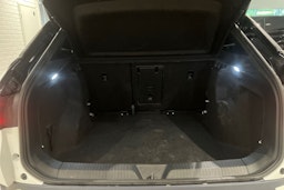 Valkoinen Volkswagen ID.4 2021 kuva 21.