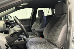 harmaa Volkswagen ID.4 2022 kuva 27.