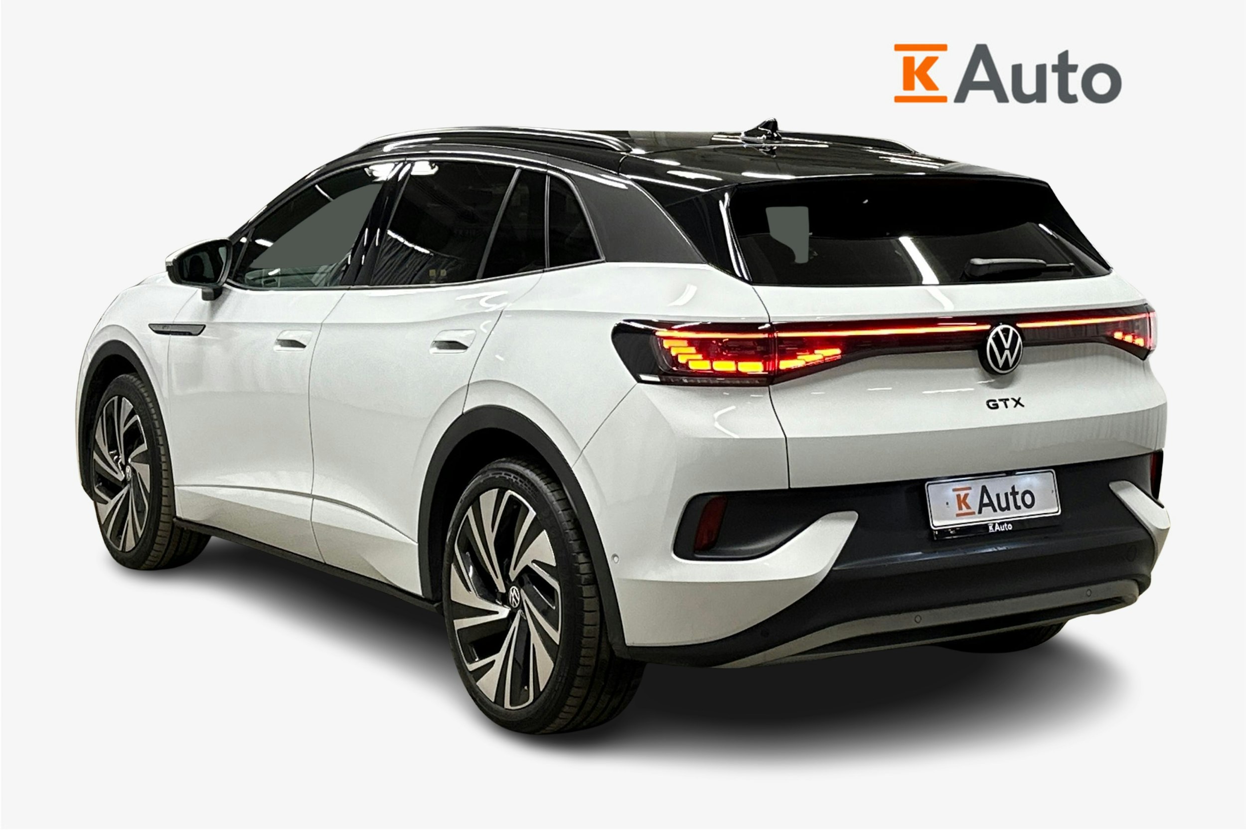 valkoinen Volkswagen ID.4 2022 kuva 2.