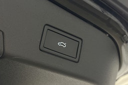 musta Volkswagen ID.4 2022 kuva 15.