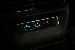 musta Volkswagen ID.4 2022 kuva 16.