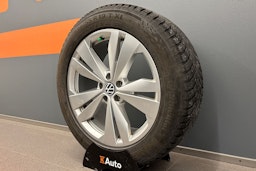 harmaa Volkswagen ID.4 2022 kuva 13.