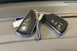 Valkoinen Volkswagen ID.4 2022 kuva 27.