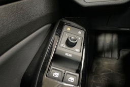 harmaa Volkswagen ID.4 2022 kuva 25.