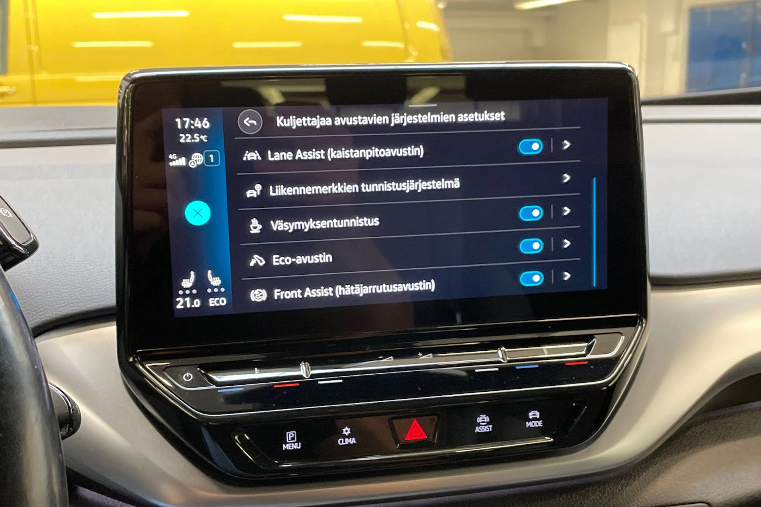 harmaa Volkswagen ID.4 2022 kuva 21.