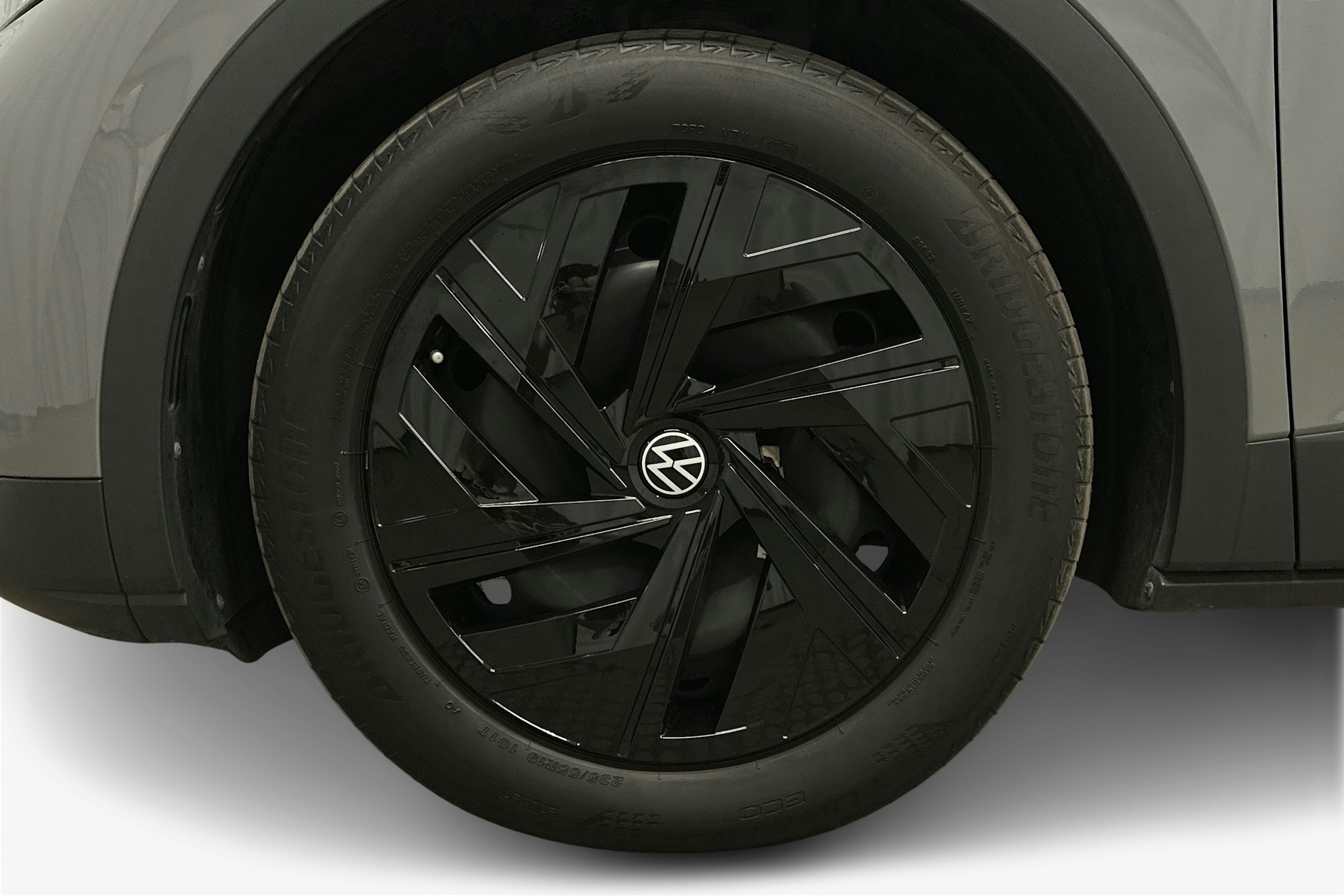 harmaa Volkswagen ID.4 2022 kuva 11.