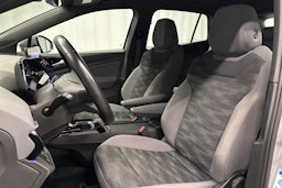 harmaa Volkswagen ID.4 2022 kuva 16.
