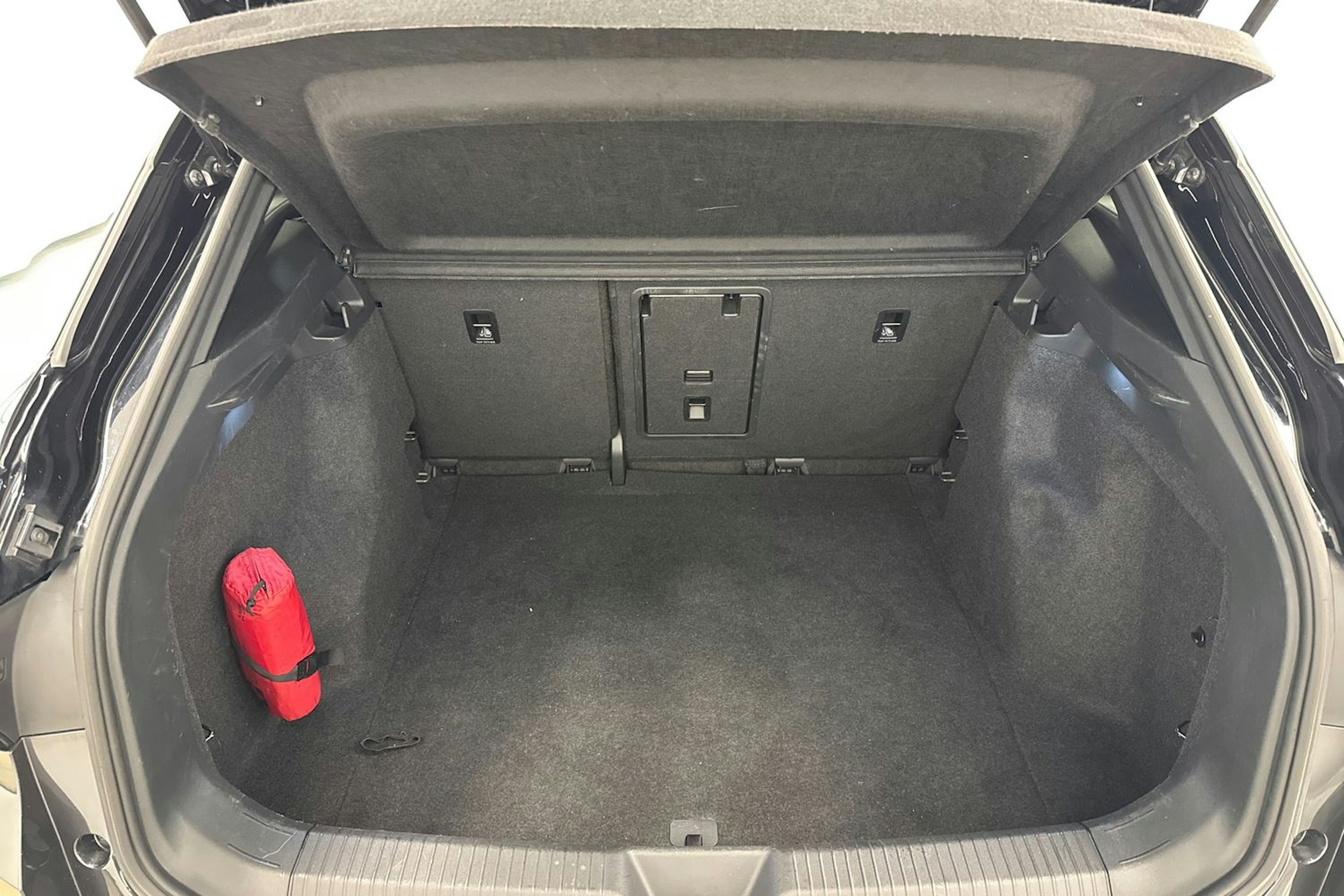 harmaa Volkswagen ID.4 2022 kuva 15.