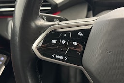 harmaa Volkswagen ID.4 2022 kuva 16.