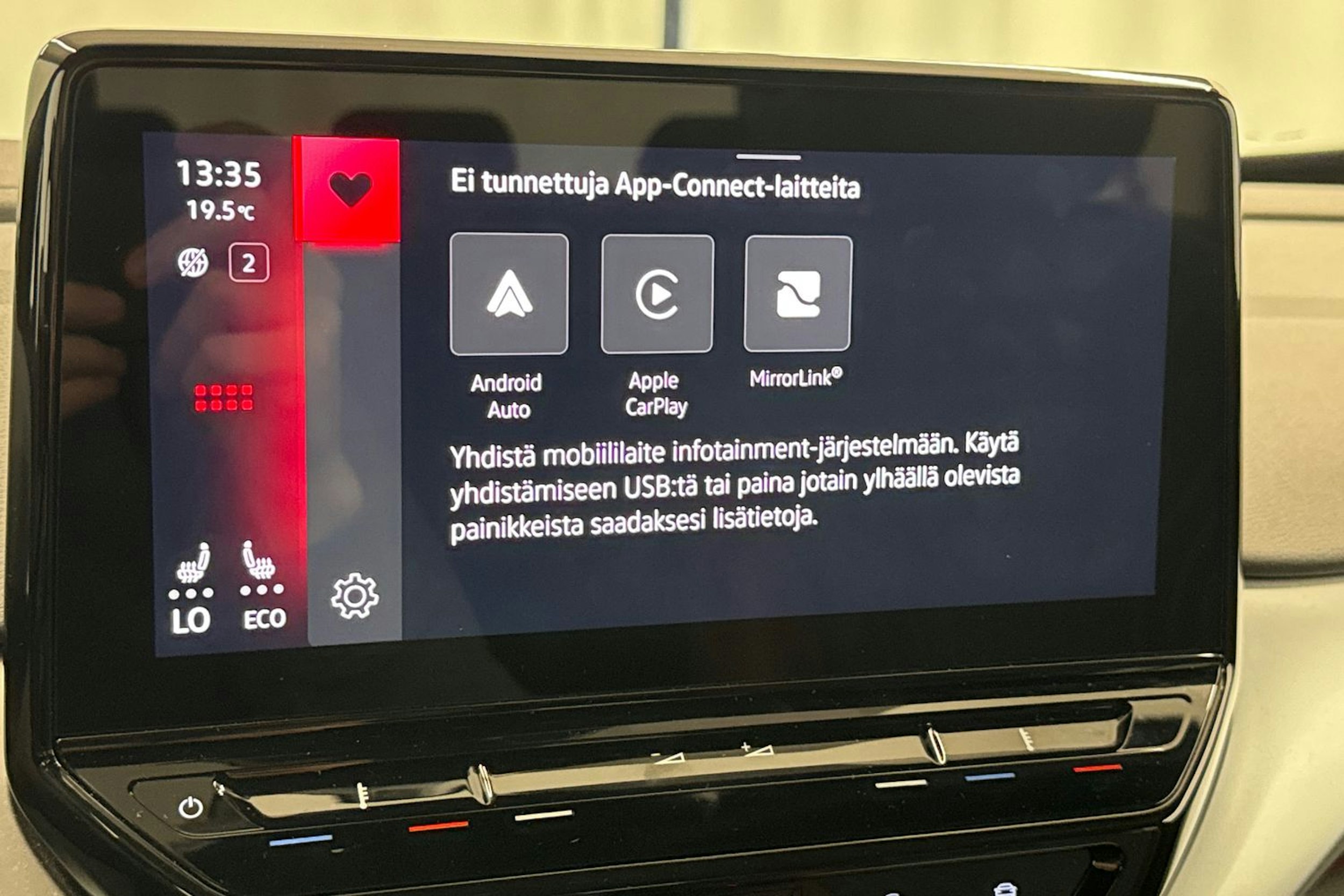 harmaa Volkswagen ID.4 2022 kuva 21.