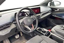 harmaa Volkswagen ID.4 2022 kuva 3.