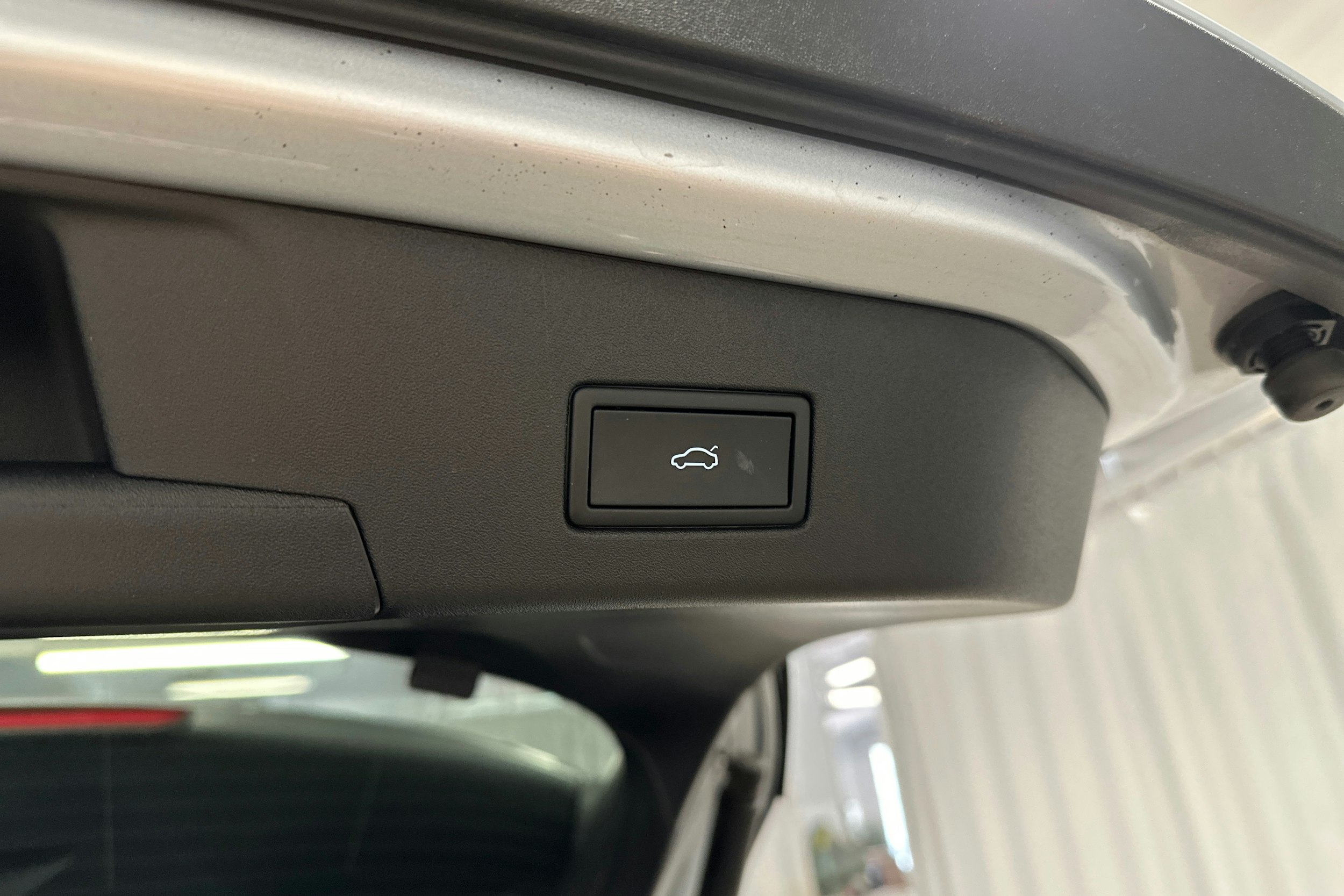 hopea Volkswagen ID.4 2022 kuva 24.