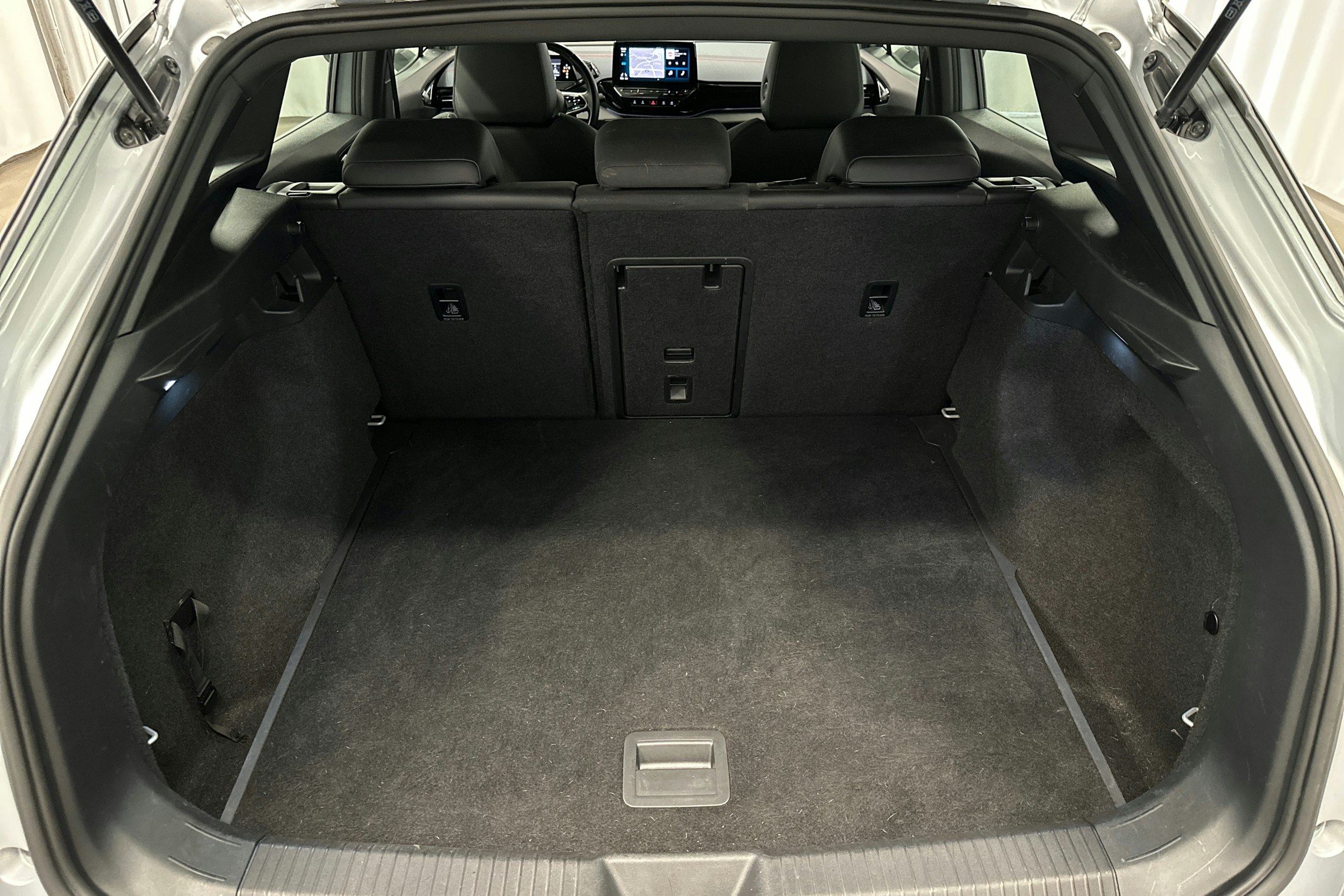 hopea Volkswagen ID.4 2022 kuva 14.