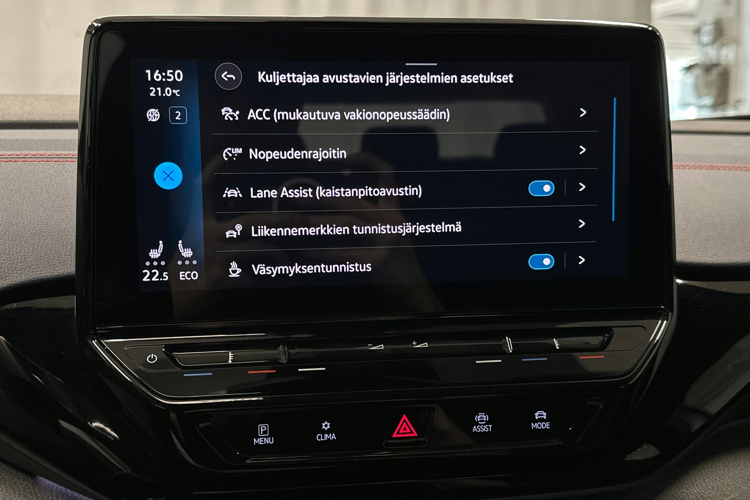 hopea Volkswagen ID.4 2022 kuva 26.