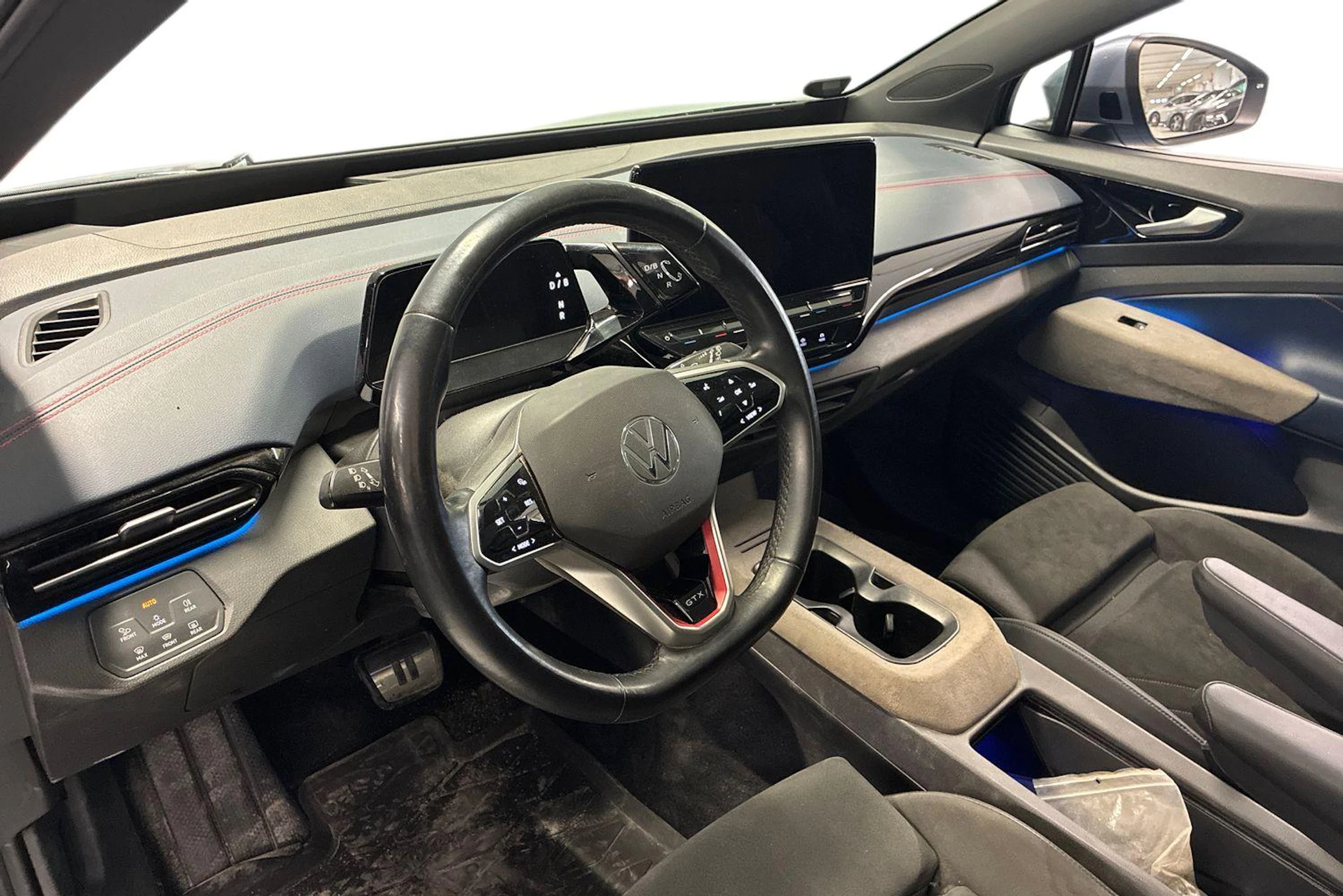 Sininen Volkswagen ID.4 2022 kuva 3.