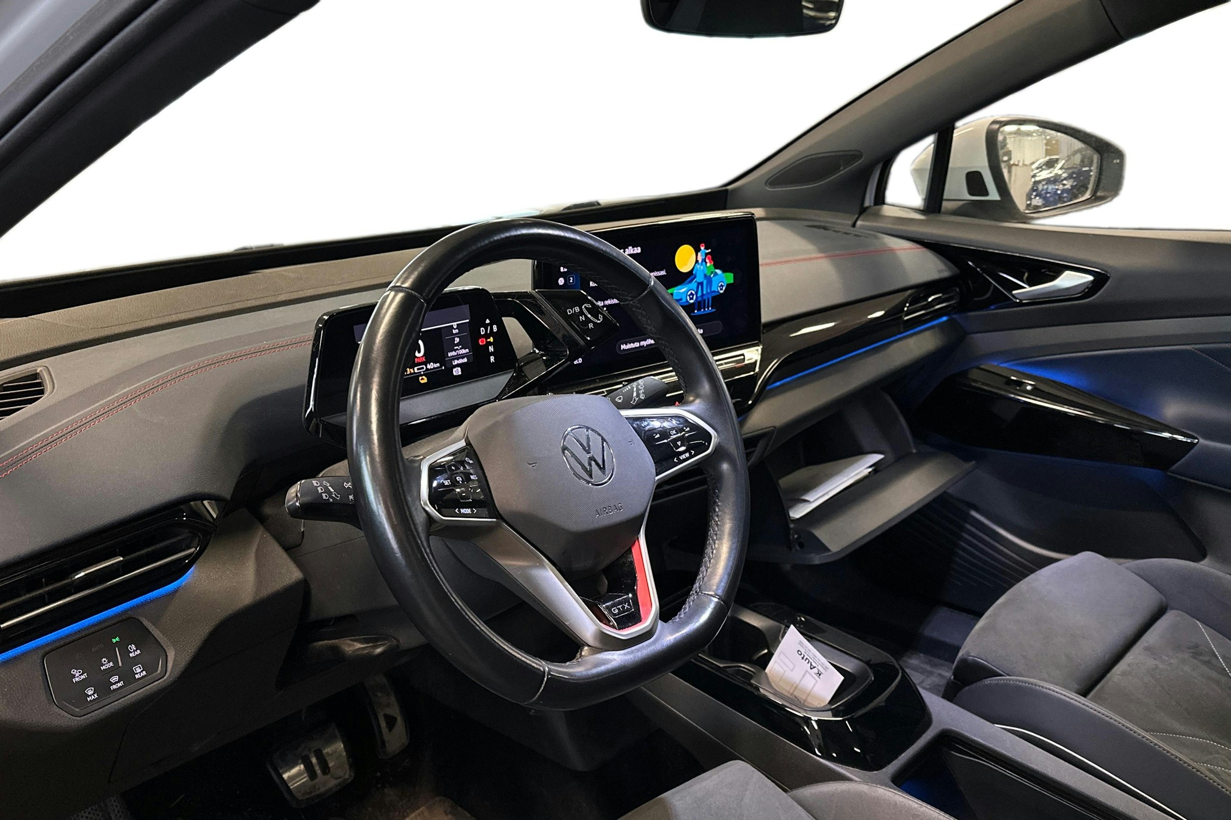 valkoinen Volkswagen ID.4 2022 kuva 3.