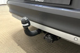 valkoinen Volkswagen ID.4 2022 kuva 13.