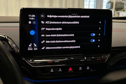 valkoinen Volkswagen ID.4 2022 kuva 22.