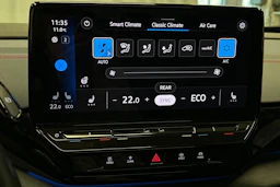 valkoinen Volkswagen ID.4 2022 kuva 27.