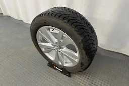 harmaa Volkswagen ID.4 2022 kuva 13.