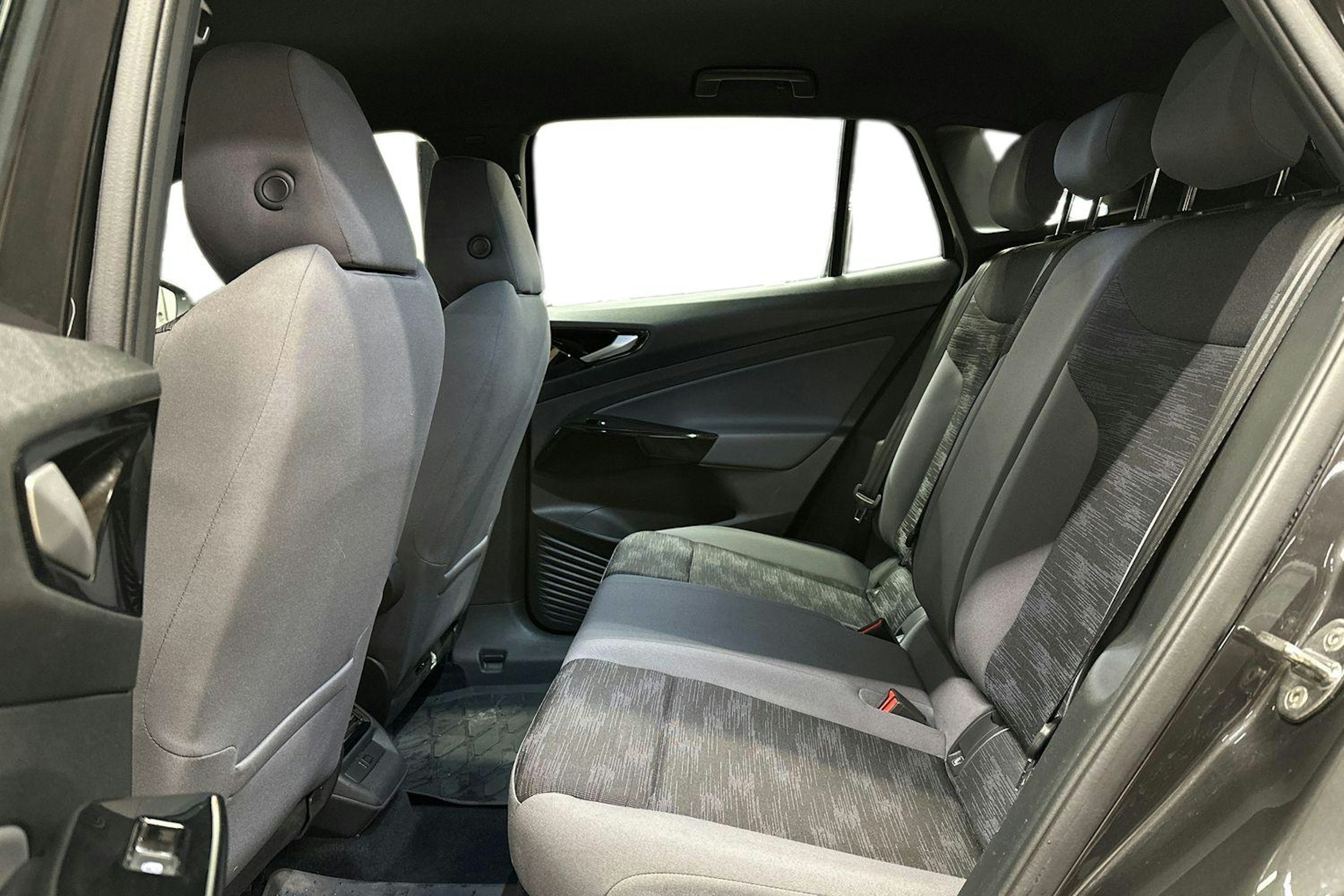 harmaa Volkswagen ID.4 2022 kuva 10.