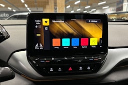 harmaa Volkswagen ID.4 2022 kuva 17.