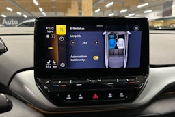 harmaa Volkswagen ID.4 2022 kuva 18.